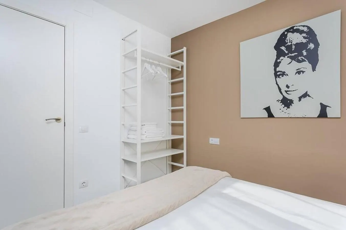 Amazing Attic With Terrace Apartment L'Hospitalet de Llobregat Spain