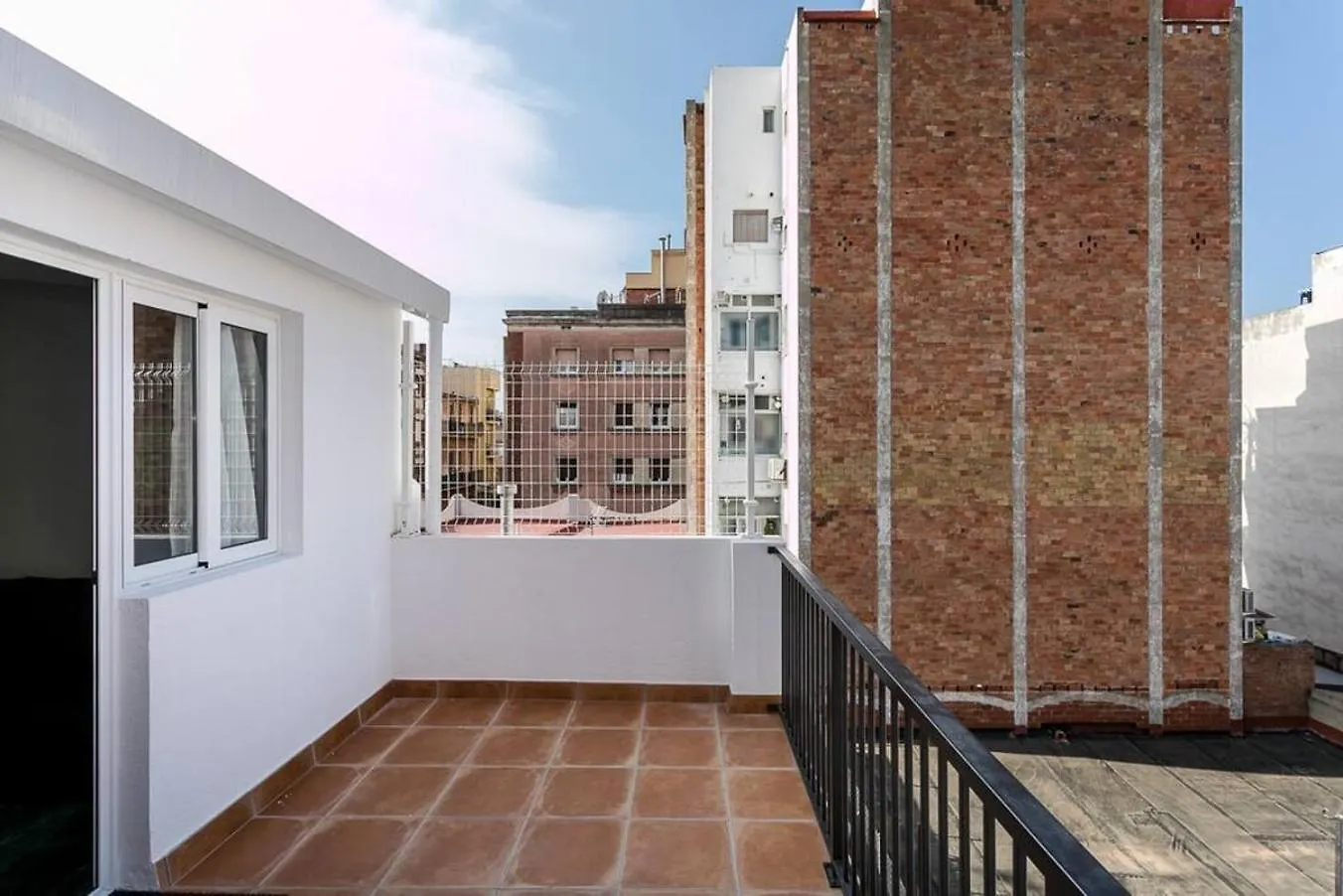 Amazing Attic With Terrace Apartment L'Hospitalet de Llobregat