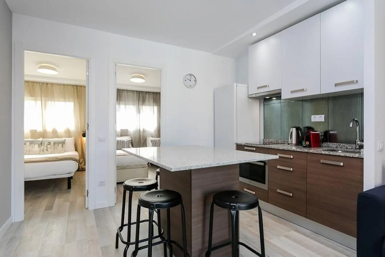 Amazing Attic With Terrace Apartment L'Hospitalet de Llobregat 0*,